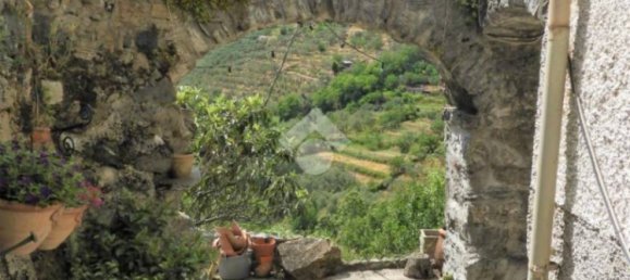 5 bedrooms Castles in Ne, Italy No. 124471 9