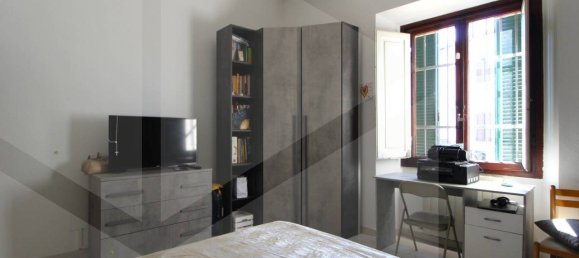 Apartamento de 4 divisões em Pontedera, Italy N.º 24227 19