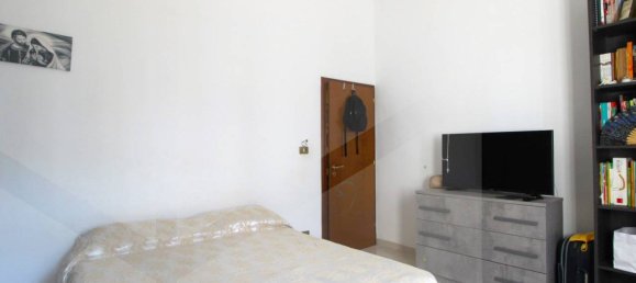 Apartamento de 4 divisões em Pontedera, Italy N.º 24227 18