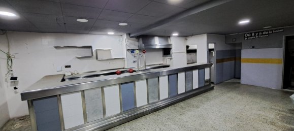 Bar en Santa Coloma de Gramenet, Spain 67 m² No. 293915 2