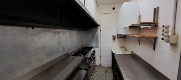 Bar en Santa Coloma de Gramenet, Spain 67 m² No. 293915 7