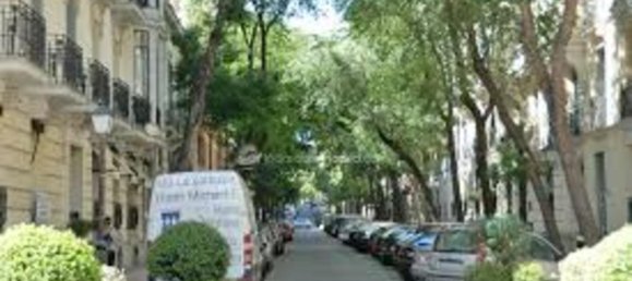 2 bedrooms Apartment in Madrid, Spain No. 127715 17