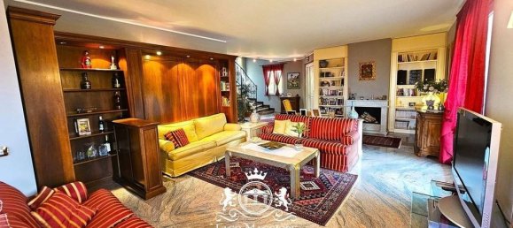5 bedrooms Villa in Arizzano, Italy No. 135949 24