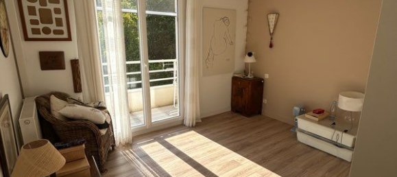 Квартира с 3 спальнями в Сесен, Франция № 339282 7