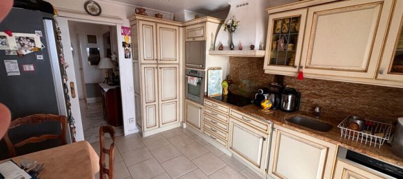 Apartamento de 2 dormitorios en Nice, France No. 329976 14