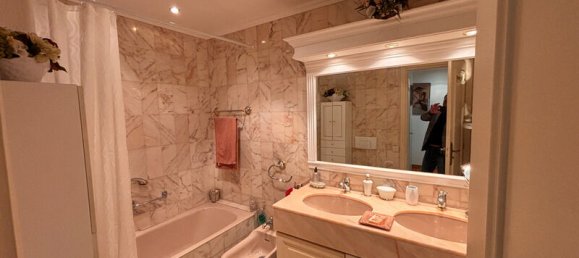 Apartamento de 2 dormitorios en Nice, France No. 329976 13