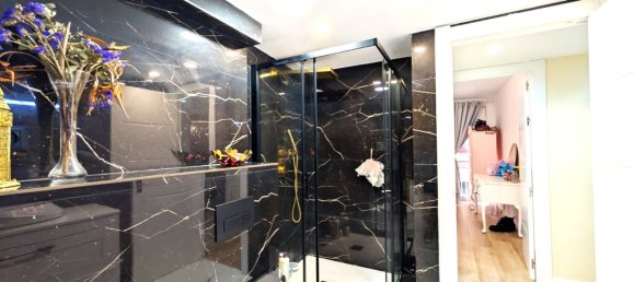 3 Schlafzimmer Wohnung in Cornella De Llobregat, Spain, Nr. 145837 5