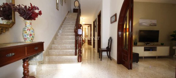 Maisonette de 4 dormitorios en Swieqi, Malta No. 9075 4