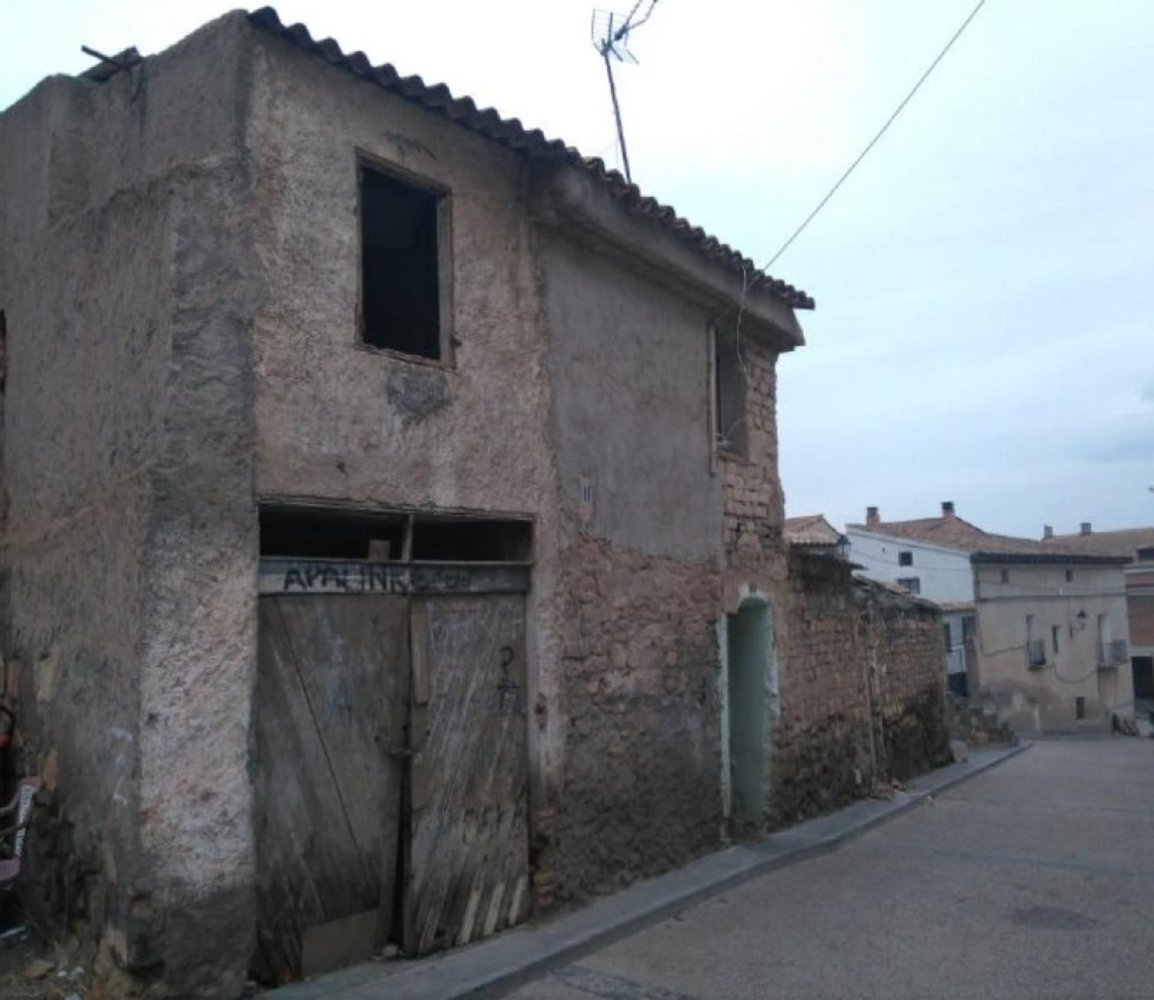  Land in Calatorao, Spain No. 201801