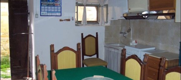 Casa de 6 habitaciónes en Valle Castellana, Italy No. 175104 17