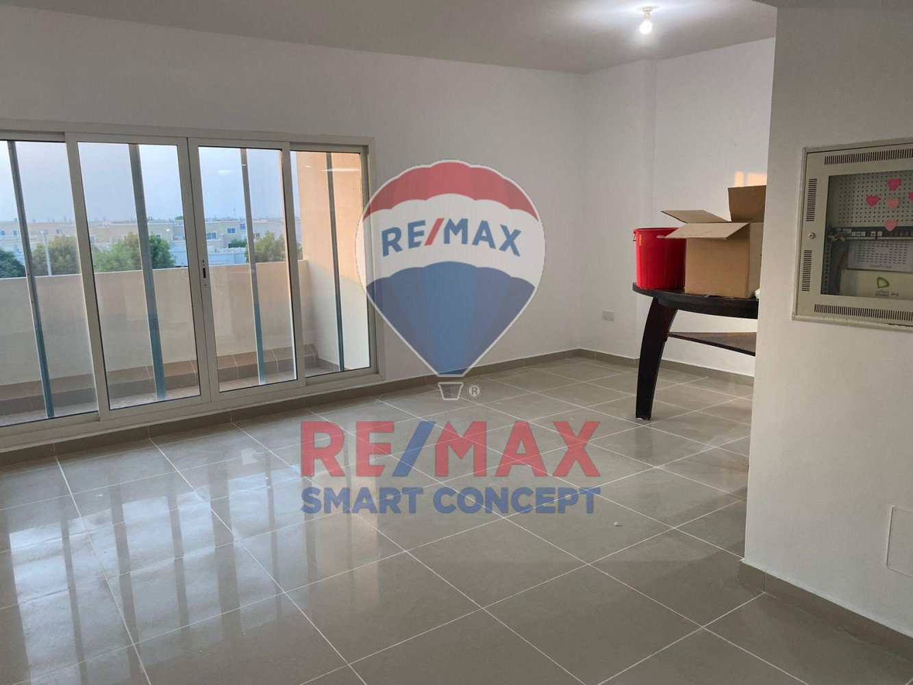 3 bedrooms Apartment in Al Reef, UAE No. 36656
