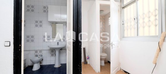 3 bedrooms Apartment in Barcelona, Spain No. 169878 12