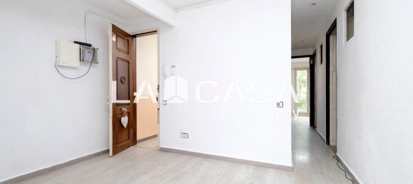 3 bedrooms Apartment in Barcelona, Spain No. 169878 14
