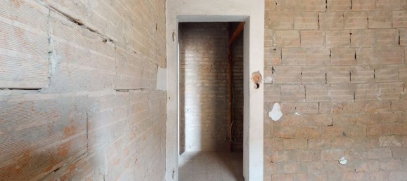 6غرفة منزل في Calderara di Reno, Italy رقم 86094 17