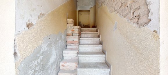 6غرفة منزل في Calderara di Reno, Italy رقم 86094 3