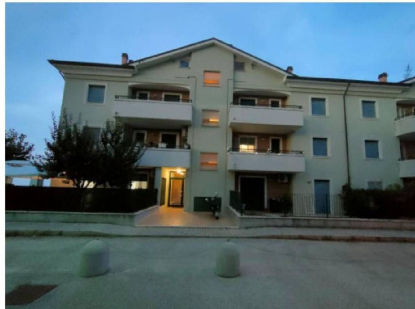 Apartamento de 3 divisões em Colonnella, Italy N.º 95352