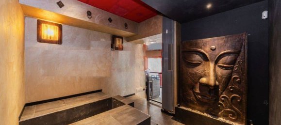  عقار تجاري في Monza, Italy 180متر مربع رقم 359783 3