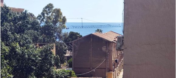 2 Schlafzimmer Wohnung in Palermo, Italy, Nr. 345104 4