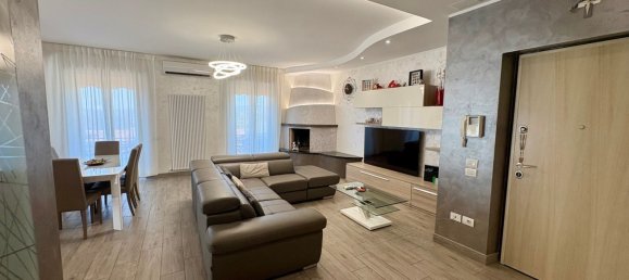 6 Schlafzimmer Wohnung in Todi, Italy, Nr. 333318 2