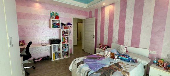 6 Schlafzimmer Wohnung in Todi, Italy, Nr. 333318 10