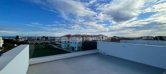 3 rooms House in Paralimni, Cyprus No. 24140 25