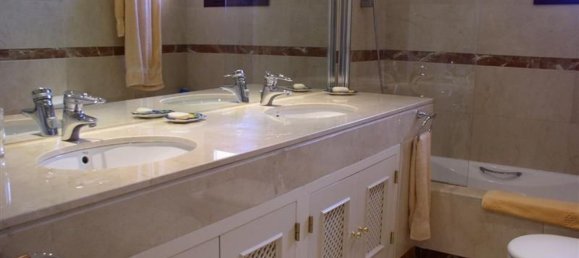 2 غرف نوم شقة في Marbella, Spain رقم 124039 15