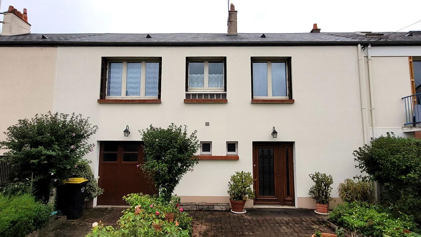 3 chambres Maison à Saint-Jean-de-la-Ruelle, France No. 78776