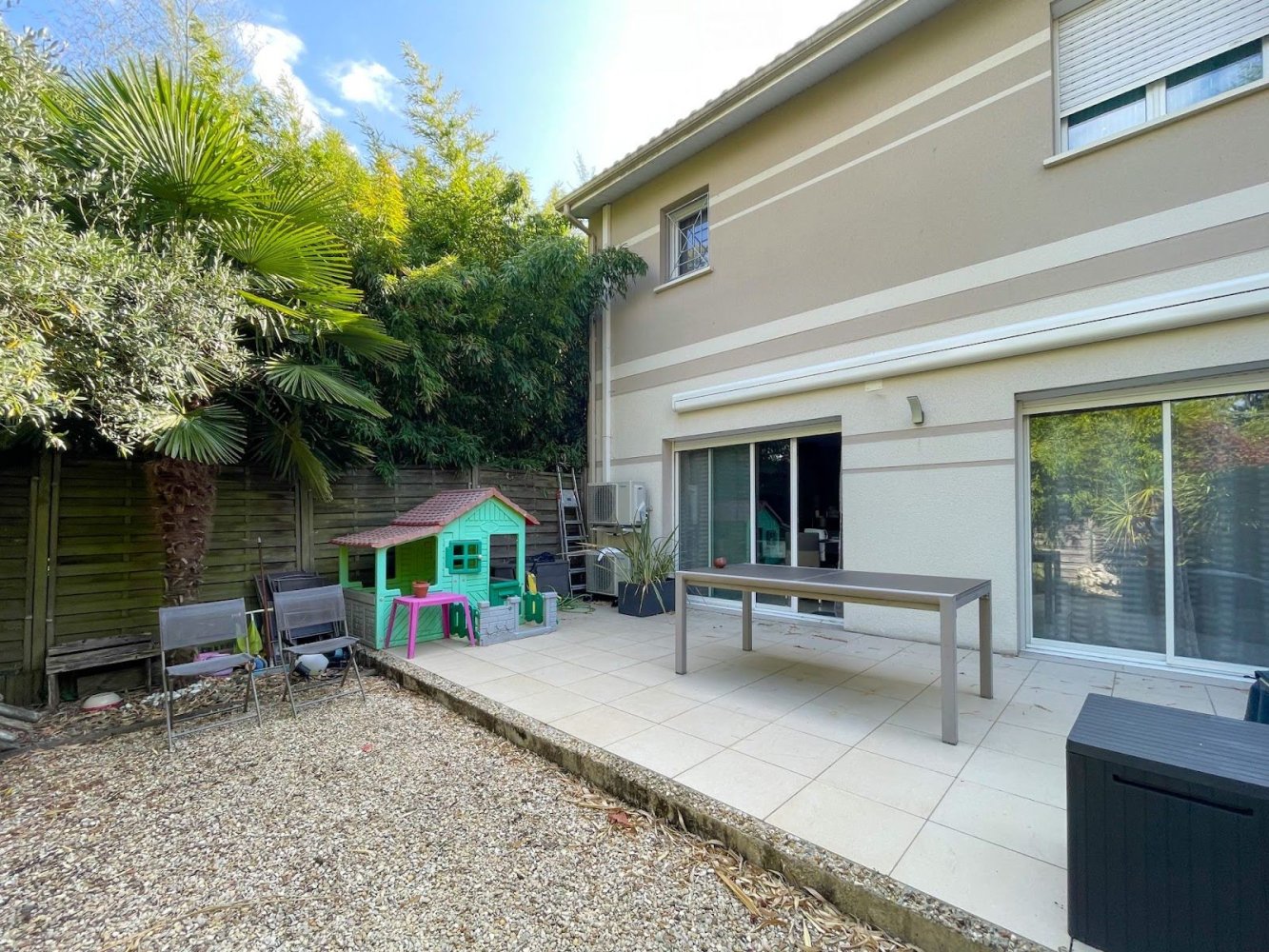 3 bedrooms House in Pessac, France No. 302097