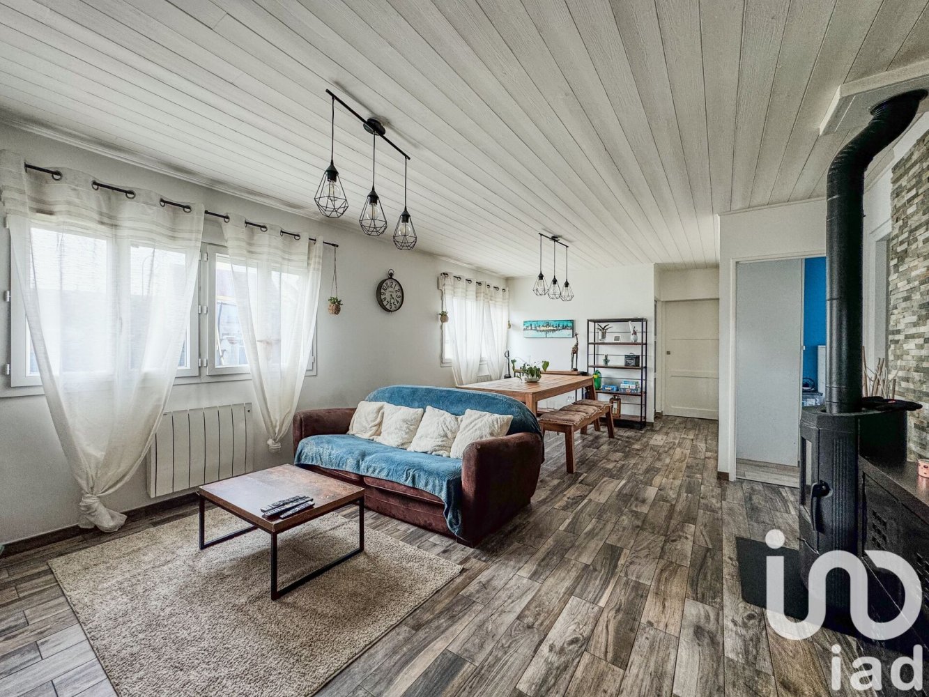 Casa T3 em Charge, France N.º 326930