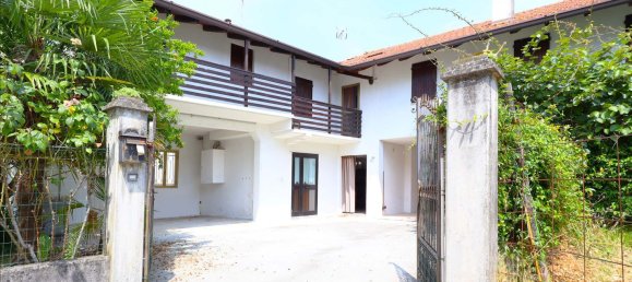 6 rooms House in San Michele al Tagliamento, Italy No. 268624 3