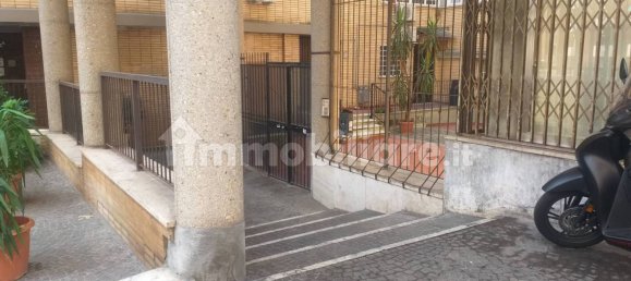 3 bedrooms Apartment in Rome, Italy No. 335902 2