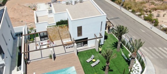 Villa T4 em Dehesa De Campoamor, Spain N.º 8574 8