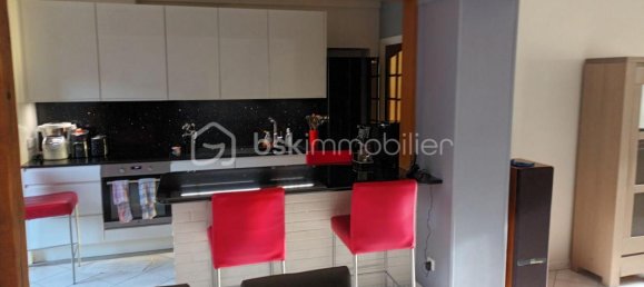 Casa de 4 dormitorios en Bogny-sur-Meuse, France No. 45857 6