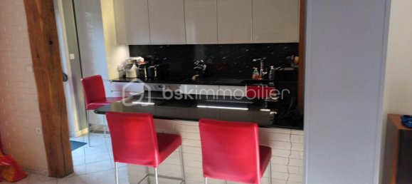 Casa de 4 dormitorios en Bogny-sur-Meuse, France No. 45857 5