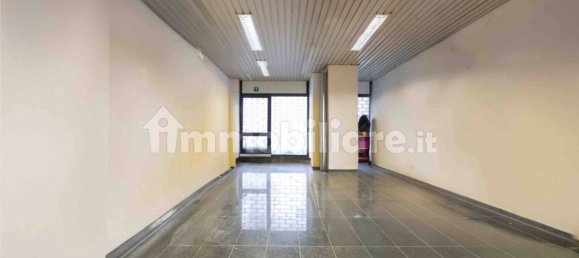 Propiedad comercial de 3 habitaciónes en Genoa, Italy No. 36439 7