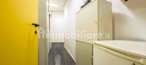 Propiedad comercial de 3 habitaciónes en Genoa, Italy No. 36439 10