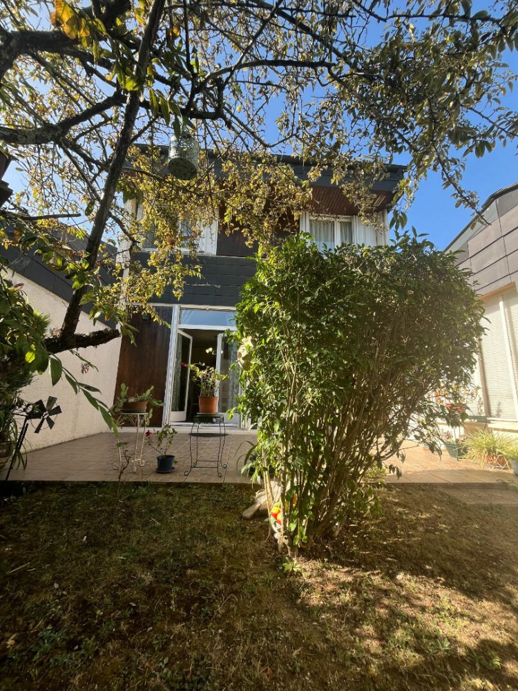 3 Schlafzimmer Haus in Bourges, France, Nr. 253830