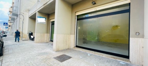 Gewerbliche Immobilie in Mazara del Vallo, Italy 118m², Nr. 50335 2