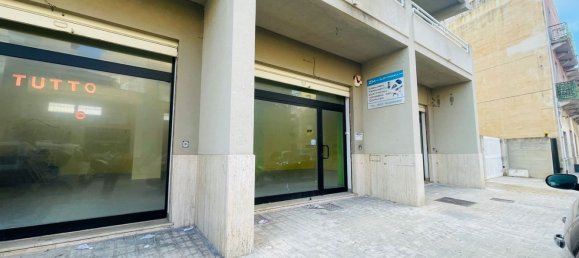 Gewerbliche Immobilie in Mazara del Vallo, Italy 118m², Nr. 50335 3