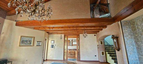 8-Zimmer Villa in Cavour, Italy, Nr. 40992 11