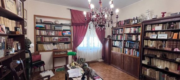 5 bedrooms Villa in Arezzo, Italy No. 337269 13