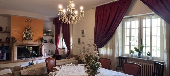 5 bedrooms Villa in Arezzo, Italy No. 337269 9