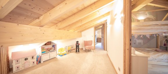 3 Schlafzimmer Gewerbliche Immobilie in Morzine, France, Nr. 1271 12