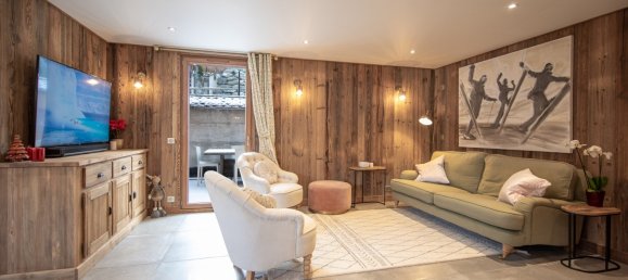 3 Schlafzimmer Gewerbliche Immobilie in Morzine, France, Nr. 1271 2