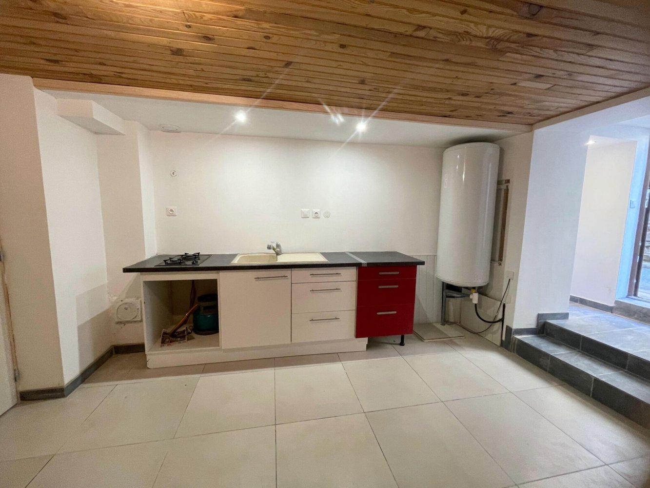 Casa de 2 dormitorios en Ain, France No. 331911