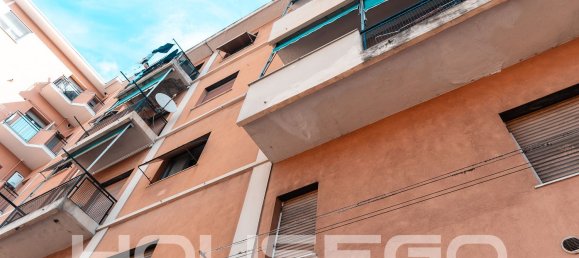 3 bedrooms Apartment in Genoa, Italy No. 359901 25