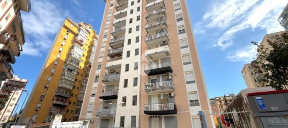 5 rooms Apartment in Palermo, Italy No. 38093 12