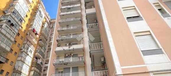 5 rooms Apartment in Palermo, Italy No. 38093 16