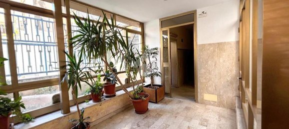 5 rooms Apartment in Palermo, Italy No. 38093 58