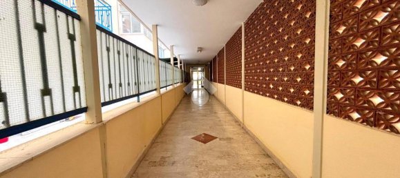 5 rooms Apartment in Palermo, Italy No. 38093 77